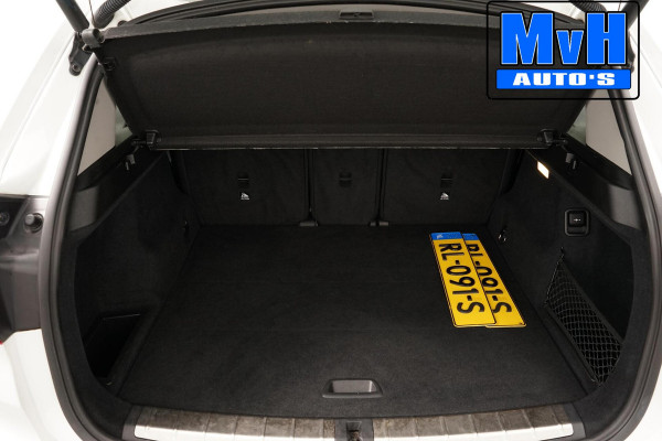 BMW X1 xDrive20i High Executive|PARELMOER|PANO|TREKH|LUXE|NAP