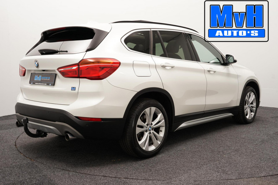 BMW X1 xDrive20i High Executive|PARELMOER|PANO|TREKH|LUXE|NAP