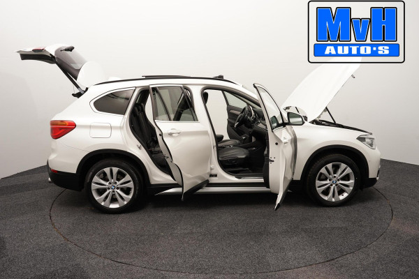 BMW X1 xDrive20i High Executive|PARELMOER|PANO|TREKH|LUXE|NAP