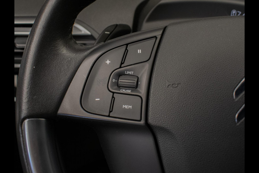 Citroën C4 Spacetourer 1.2 PureTech Shine 7p. Sport (APPLE CARPLAY,NAVI,LED,CAMERA,360 VIEW,LEDER,GETINT,CLIMATE,SPORTSTOELEN)