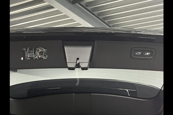 Volvo XC90 2.0 T8 4WD Ultra Dark Luchtvering | Bowers & Wilkins | Massage | Open Dak | 22" inch | Adaptive cruise | Stoelverwarming/-ventilatie