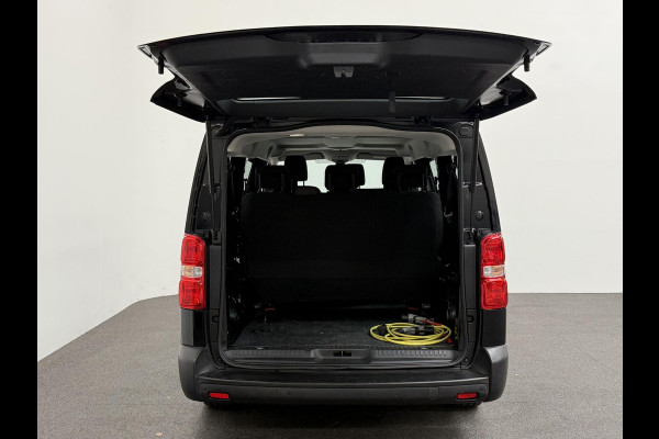 Opel Vivaro-e Combi L3H1 75 kWh Opel Vivaro-e Combi 75-kWh L3H1 9-persoons PERSONENBUS Airco| Navi| PDCA