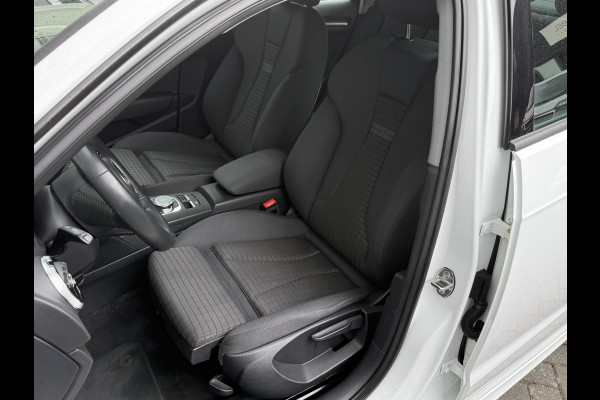 Audi A3 Sportback 1.4 e-tron Sport | Trekhaak wegklapbaar | Stoelverwarming | Climate