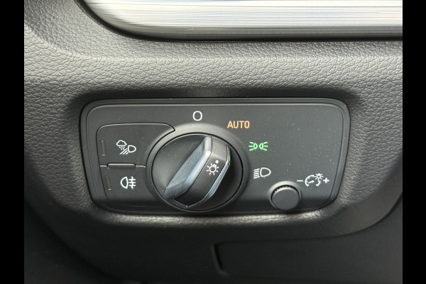 Audi A3 Sportback 1.4 e-tron Sport | Trekhaak wegklapbaar | Stoelverwarming | Climate