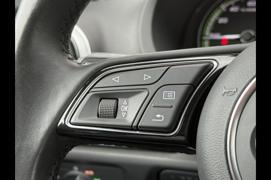 Audi A3 Sportback 1.4 e-tron Sport | Trekhaak wegklapbaar | Stoelverwarming | Climate