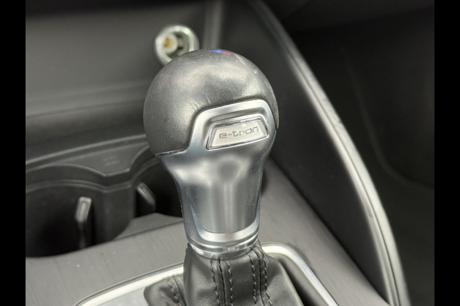 Audi A3 Sportback 1.4 e-tron Sport | Trekhaak wegklapbaar | Stoelverwarming | Climate