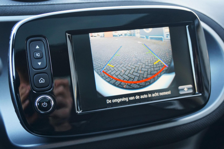 Smart Forfour EQ BRABUS Style 18 kWh + CAMERA / STOELVERWARING VOOR & ACHTER / PANO