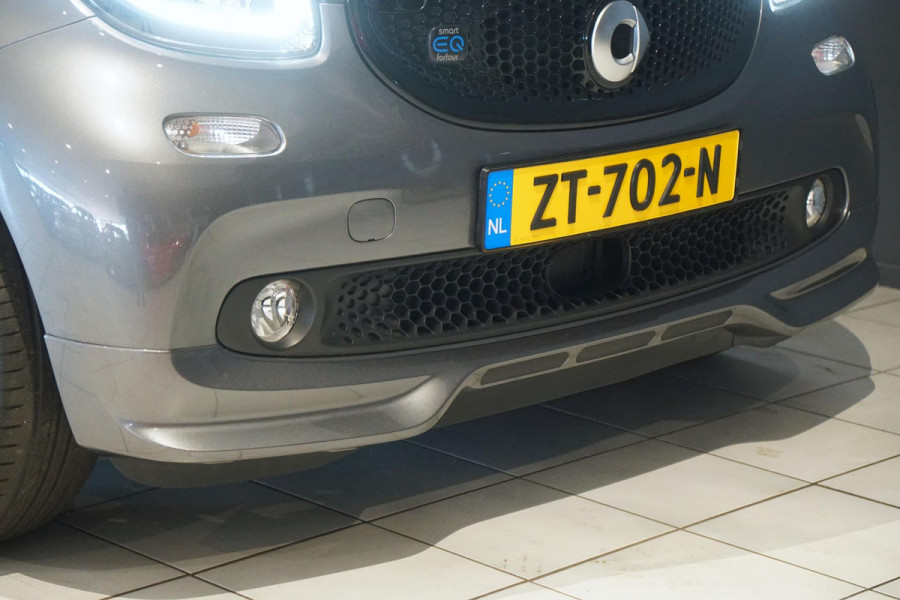 Smart Forfour EQ BRABUS Style 18 kWh + CAMERA / STOELVERWARING VOOR & ACHTER / PANO
