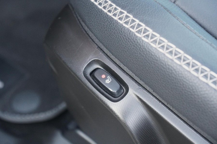 Smart Forfour EQ BRABUS Style 18 kWh + CAMERA / STOELVERWARING VOOR & ACHTER / PANO