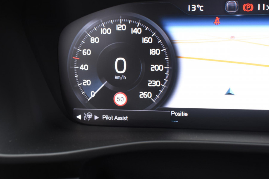 Volvo XC40 T3 163PK Automaat Inscription / Navigatie / Adaptive Cruise control / Stoelverwarming / Elektr. Trekhaak / Parkeersensoren v+a