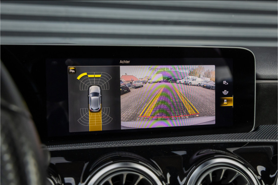 Mercedes-Benz A-Klasse 200 AMG-Line Pano-19''-Magno