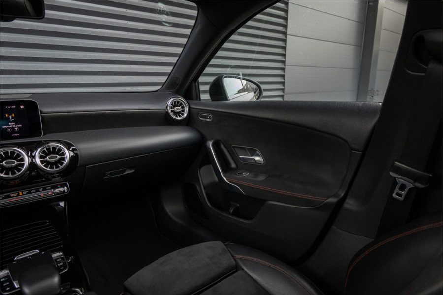 Mercedes-Benz A-Klasse 200 AMG-Line Pano-19''-Magno