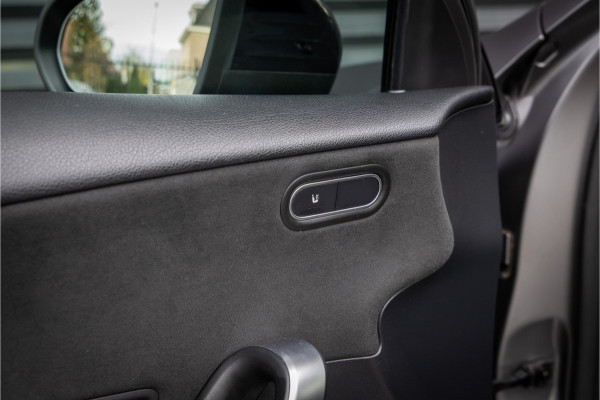 Mercedes-Benz A-Klasse 200 AMG-Line Pano-19''-Magno