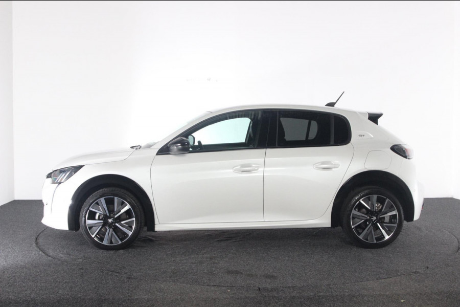 Peugeot 208 1.2 PureTech GT | Panorama Dak | Camera | Digitaal Dashboard |