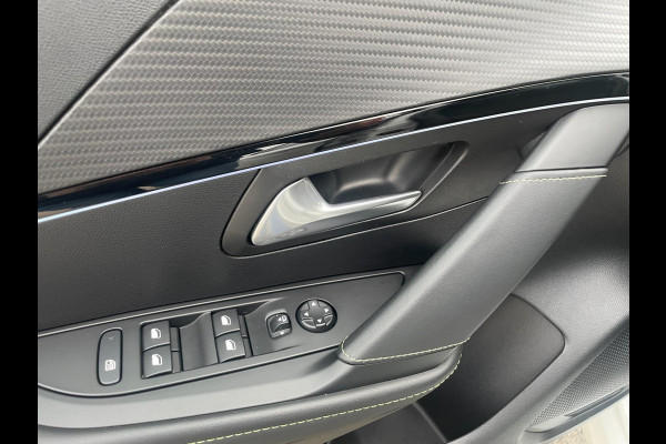 Peugeot 208 1.2 PureTech GT | Panorama Dak | Camera | Digitaal Dashboard |