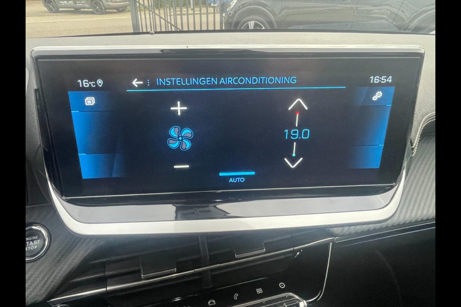 Peugeot 208 1.2 PureTech GT | Panorama Dak | Camera | Digitaal Dashboard |