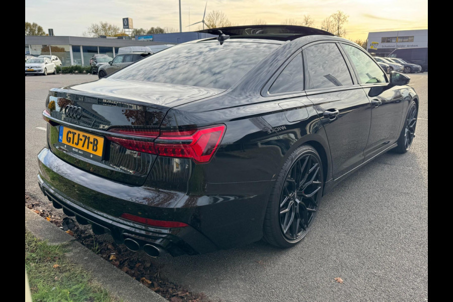 Audi A6 LIMOUSINE 55 TFSI quattro Maxton Pano Stoelkoeling Massage