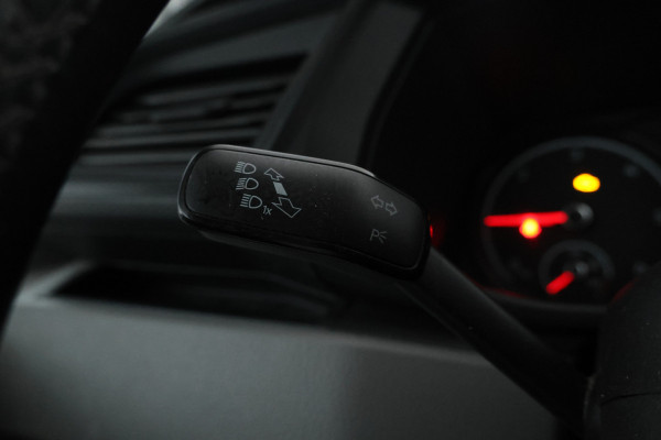 Volkswagen Transporter 2.0 TDI DC L1H1 26 Dubbel cabine, Volleder, Navigatie