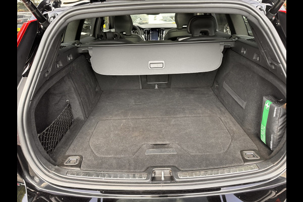 Volvo V60 2.0 T8 Twin Engine AWD R-Design | Pano | 360 cam Head Up Display | Luxury Line | occasion