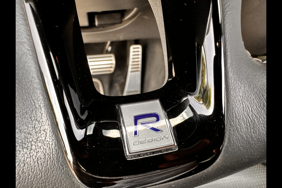 Volvo V60 2.0 T8 Twin Engine AWD R-Design | Pano | 360 cam Head Up Display | Luxury Line | occasion