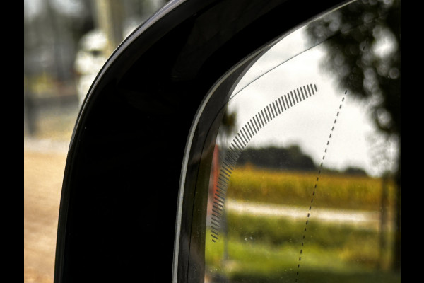 Volvo V60 2.0 T8 Twin Engine AWD R-Design | Pano | 360 cam Head Up Display | Luxury Line | occasion