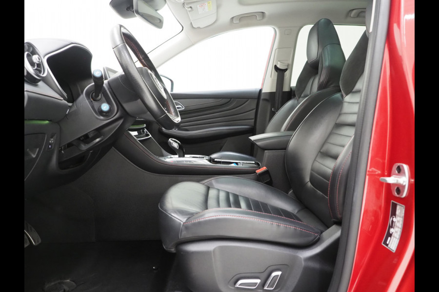 MG EHS 1.5 TGDI Luxury | Panoramadak | Adaptive Cruise | Sportstoelen | 360 | Keyless | Carplay