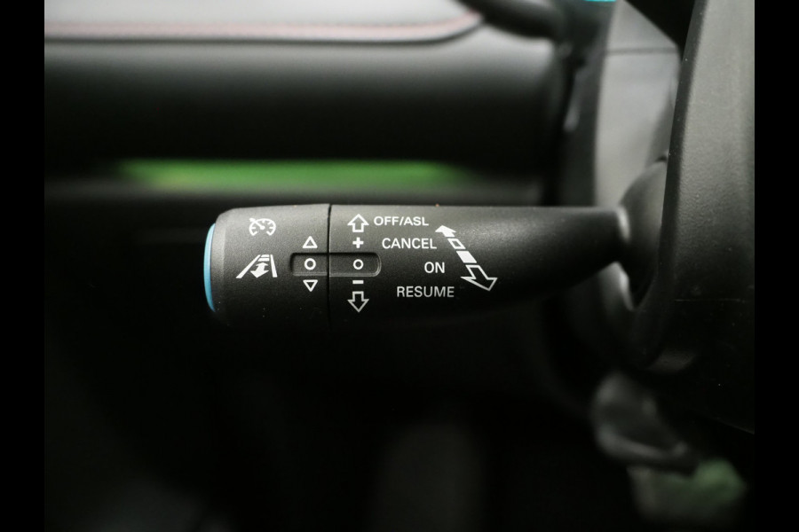 MG EHS 1.5 TGDI Luxury | Panoramadak | Adaptive Cruise | Sportstoelen | 360 | Keyless | Carplay