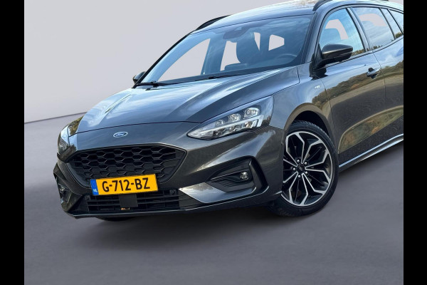 Ford FOCUS Wagon 1.5 EcoBoost 150 pk AUTOMAAT ST Line business, camera,panoramadak afn. trekhaak, winter pakket, NL auto met nap