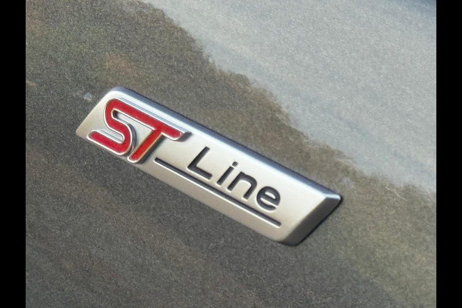 Ford FOCUS Wagon 1.5 EcoBoost 150 pk AUTOMAAT ST Line business, camera,panoramadak afn. trekhaak, winter pakket, NL auto met nap