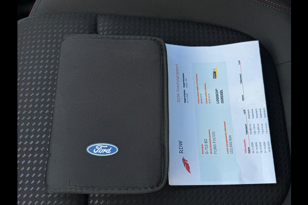 Ford FOCUS Wagon 1.5 EcoBoost 150 pk AUTOMAAT ST Line business, camera,panoramadak afn. trekhaak, winter pakket, NL auto met nap