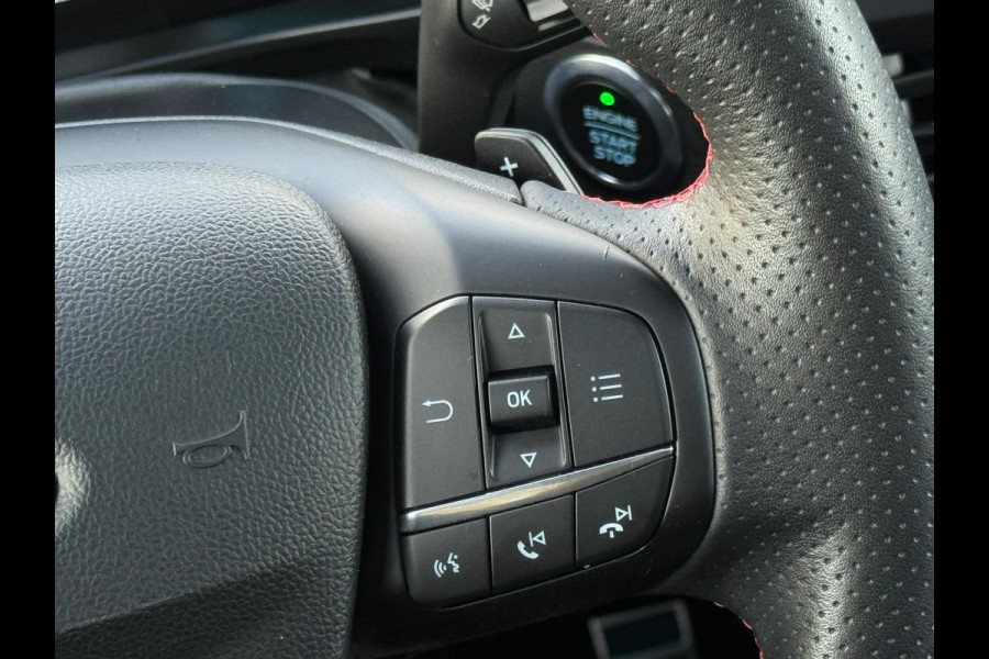 Ford FOCUS Wagon 1.5 EcoBoost 150 pk AUTOMAAT ST Line business, camera,panoramadak afn. trekhaak, winter pakket, NL auto met nap