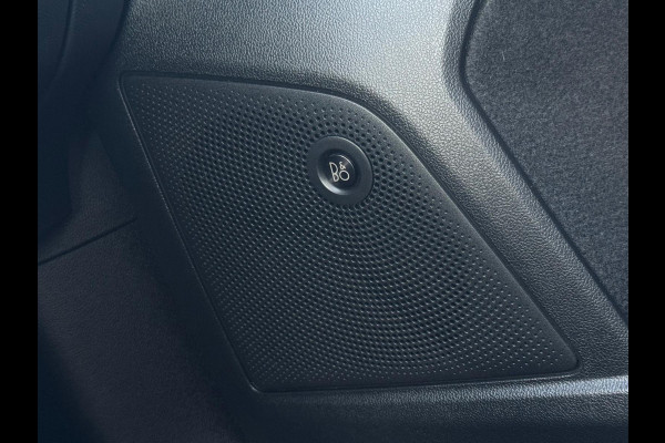 Ford FOCUS Wagon 1.5 EcoBoost 150 pk AUTOMAAT ST Line business, camera,panoramadak afn. trekhaak, winter pakket, NL auto met nap