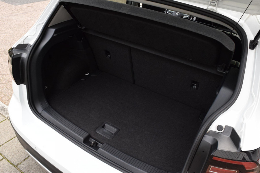 Volkswagen T-Cross 1.0 TSI Style|Nav|Cam|18"|Digital cockpit