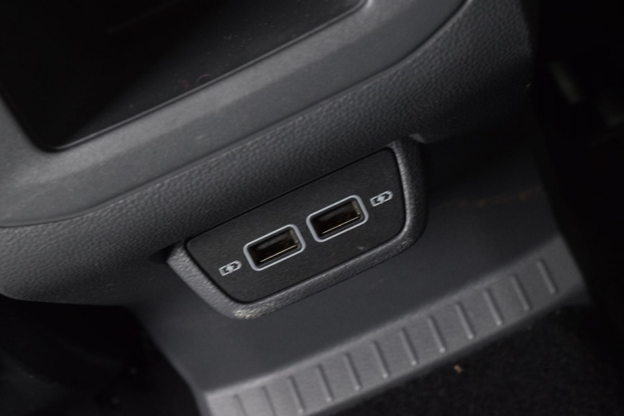 Volkswagen T-Cross 1.0 TSI Style|Nav|Cam|18"|Digital cockpit