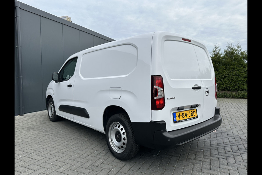 Opel Combo 1.5 BlueHDi 100 PK L2H1 FACELIFT / !! NIEUWSTAAT !! / 10.419 KM / 1e EIG. / CAMERA / CRUISE / AIRCO / CARPLAY