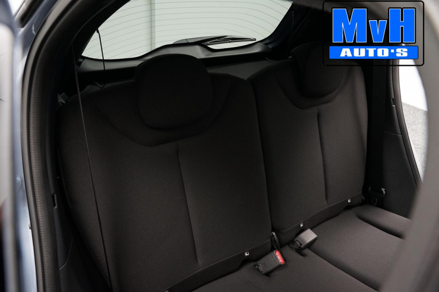 Toyota Aygo X 1.0 VVT-i MT Pulse|STOELVERWARMING|LED|DRCC|CLIMA