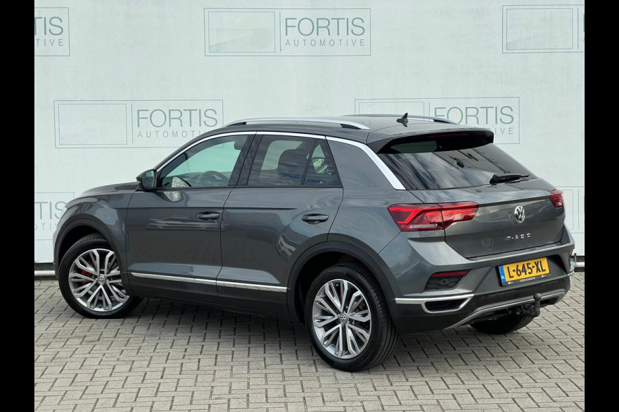 Volkswagen T-Roc 1.5 TSI Sport Business R CAMERA | TREKHAAK | NETTE AUTO | VIRTUAL COCKPIT |