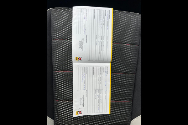 Volkswagen T-Roc 1.5 TSI Sport Business R CAMERA | TREKHAAK | NETTE AUTO | VIRTUAL COCKPIT |