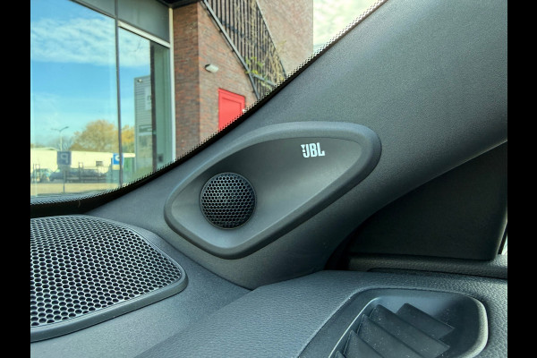 Toyota Yaris 1.5 Hybrid Executive - Automaat - Navi - Climate - Winterpakket - Camera - Org.NL