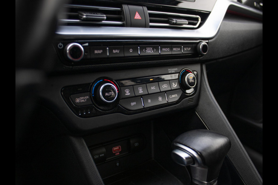 Kia Niro 1.6 GDi Hybrid ExecutiveLine | Trekhaak | 18 inch LM | Stoel en stuurverwarming|