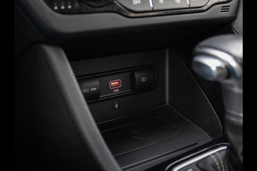 Kia Niro 1.6 GDi Hybrid ExecutiveLine | Trekhaak | 18 inch LM | Stoel en stuurverwarming|