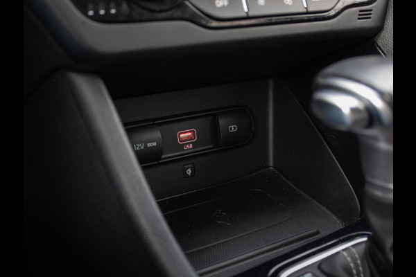Kia Niro 1.6 GDi Hybrid ExecutiveLine | Trekhaak | 18 inch LM | Stoel en stuurverwarming|