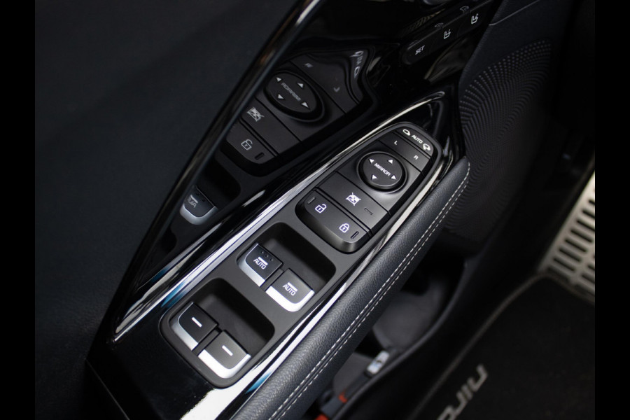 Kia Niro 1.6 GDi Hybrid ExecutiveLine | Trekhaak | 18 inch LM | Stoel en stuurverwarming|