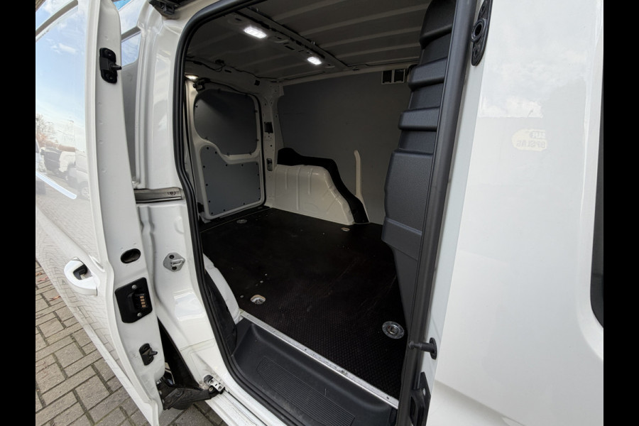 Volkswagen Caddy Cargo 2.0 TDI 123PK EURO 6 1st Edition AUTOMAAT(DSG) CarPlay/cruise control/trekhaak