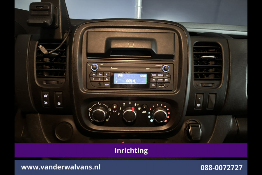 Renault Trafic 2.0 dCi 120pk L2H1 Inrichting Euro6 Airco | 2x zijdeur | Imperiaal | LED | Trekhaak | Cruisecontrol | Camera Parkeersensoren, Bijrijdersbank