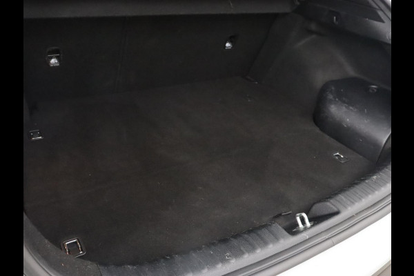 Kia Xceed 1.6 GDI PHEV DynamicPlusLine | Stoel & stuurverwarming | Adaptive cruise | Camera | Carplay | Keyless | Full LED | Half leder | Navigatie