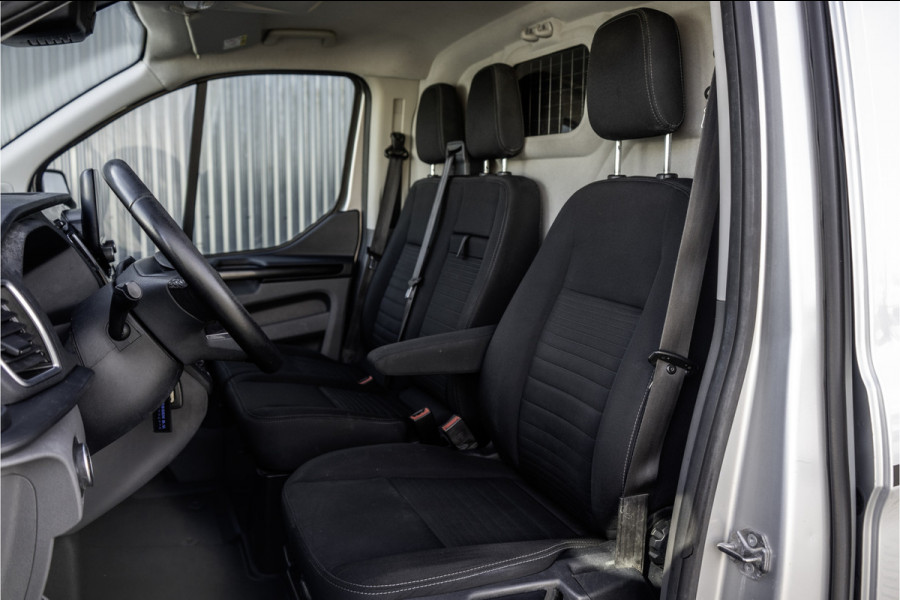 Ford Transit Custom 2.0TDCI | L2H1 | 170PK | Automaat | Camera | CarPlay | LED | Xenon | Zijschuifdeur R+L | Cruise| PDC | Euro 6