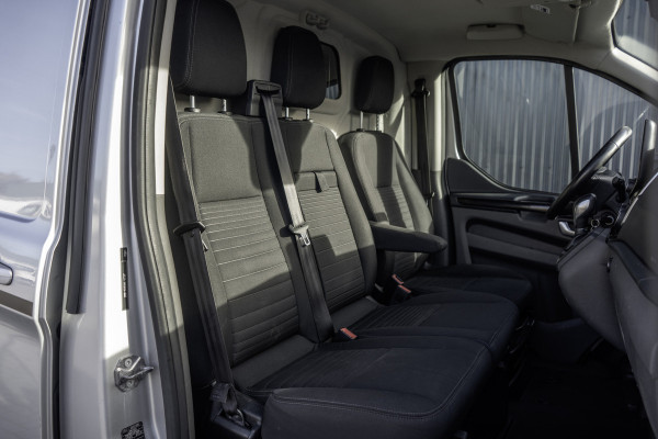 Ford Transit Custom 2.0TDCI | L2H1 | 170PK | Automaat | Camera | CarPlay | LED | Xenon | Zijschuifdeur R+L | Cruise| PDC | Euro 6