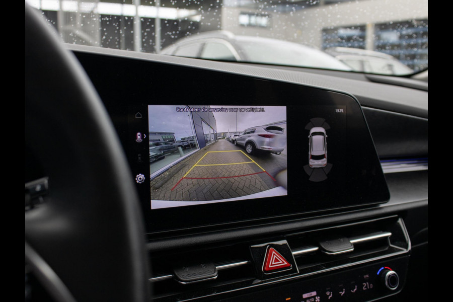 Kia Niro EV DynamicPlusLine 64.8 kWh | Nederlandse dealer onderhouden auto | Stoel en stuurverwarming |