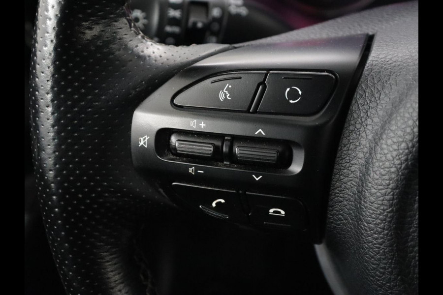 Kia Rio 1.0 TGDI GT-Line | Stoel & stuurverwarming | Carplay | Half leder | Keyless | Navigatie | Climate control | DAB | Camera | Cruise control